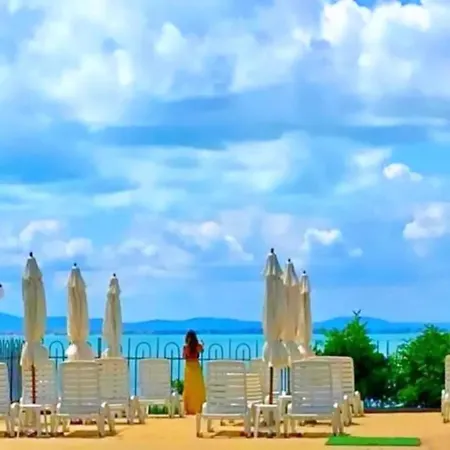 Dolphin Beach-делфин бийч Ravda