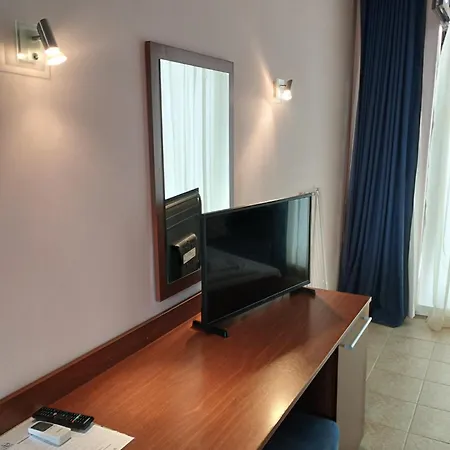 Szálloda Dolphin Beach-делфин бийч