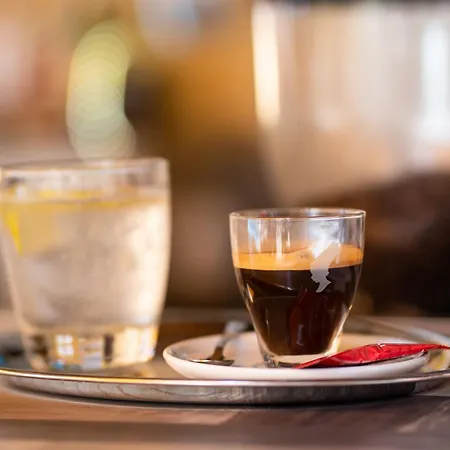 Dolphin Beach-делфин бийч 拉夫达