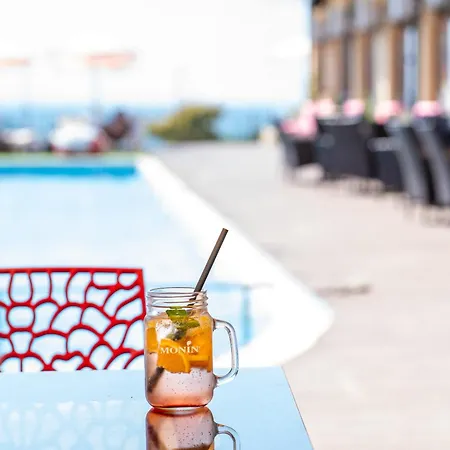 Dolphin Beach-делфин бийч 酒店