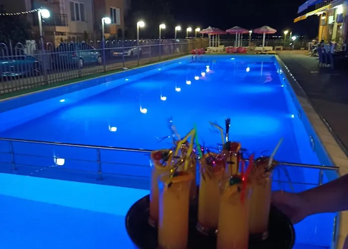 호텔 Dolphin Beach-делфин бийч 라브다