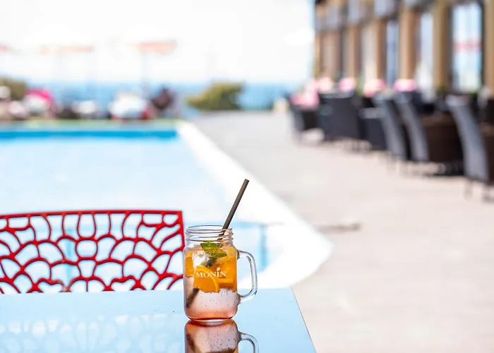 Dolphin Beach-делфин бийч 호텔