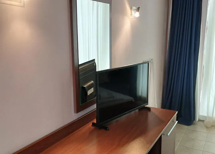 호텔 Dolphin Beach-делфин бийч